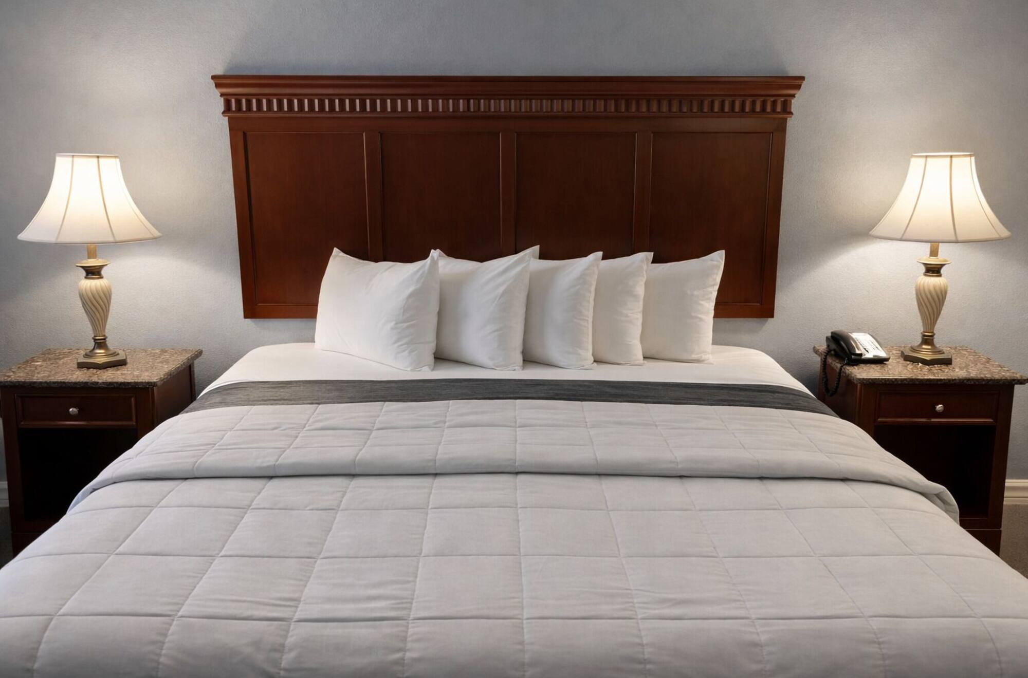 Deluxe King Room